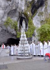 2013 Lourdes Pilgrimage - SATURDAY TRI MASS GROTTO (7/140)